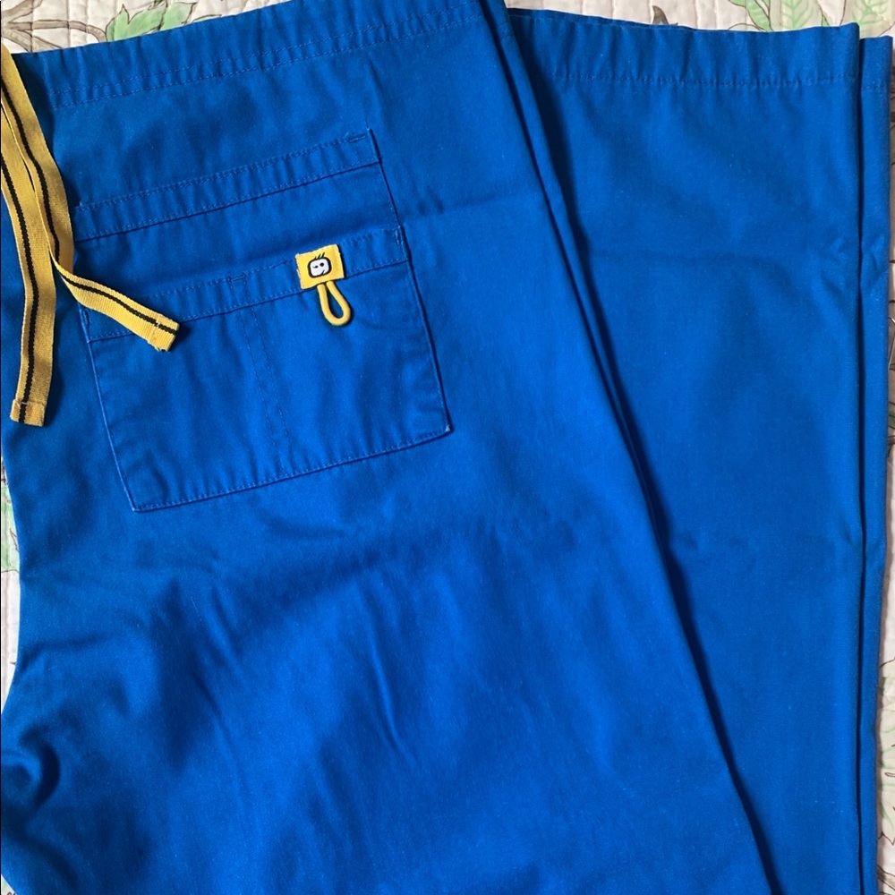 Scrub pants